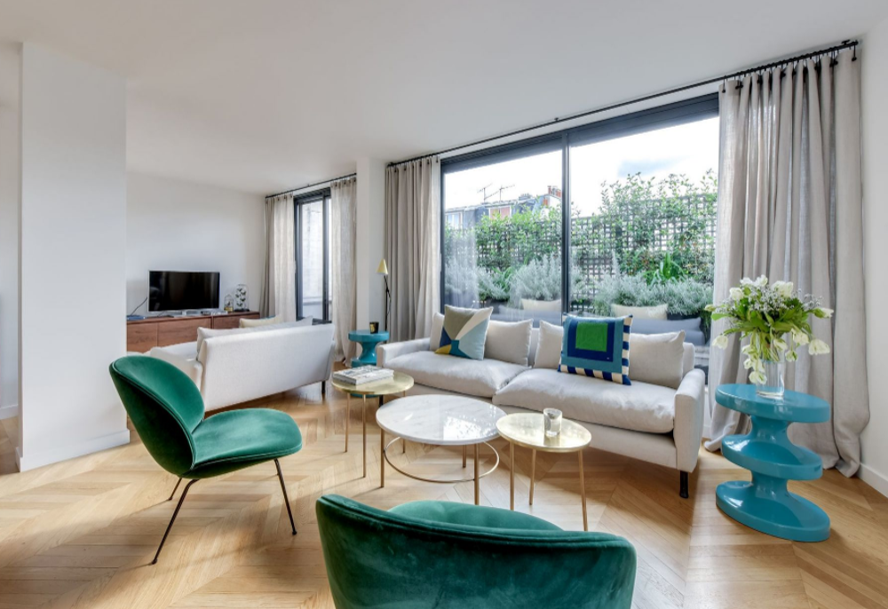 GRANDE BAIE VITREE DANS SEJOUR + ACCES DIRECT SUR LA TERRASSE DEPUIS LES CHAMBRES!!EMMENAGEMENT FIN