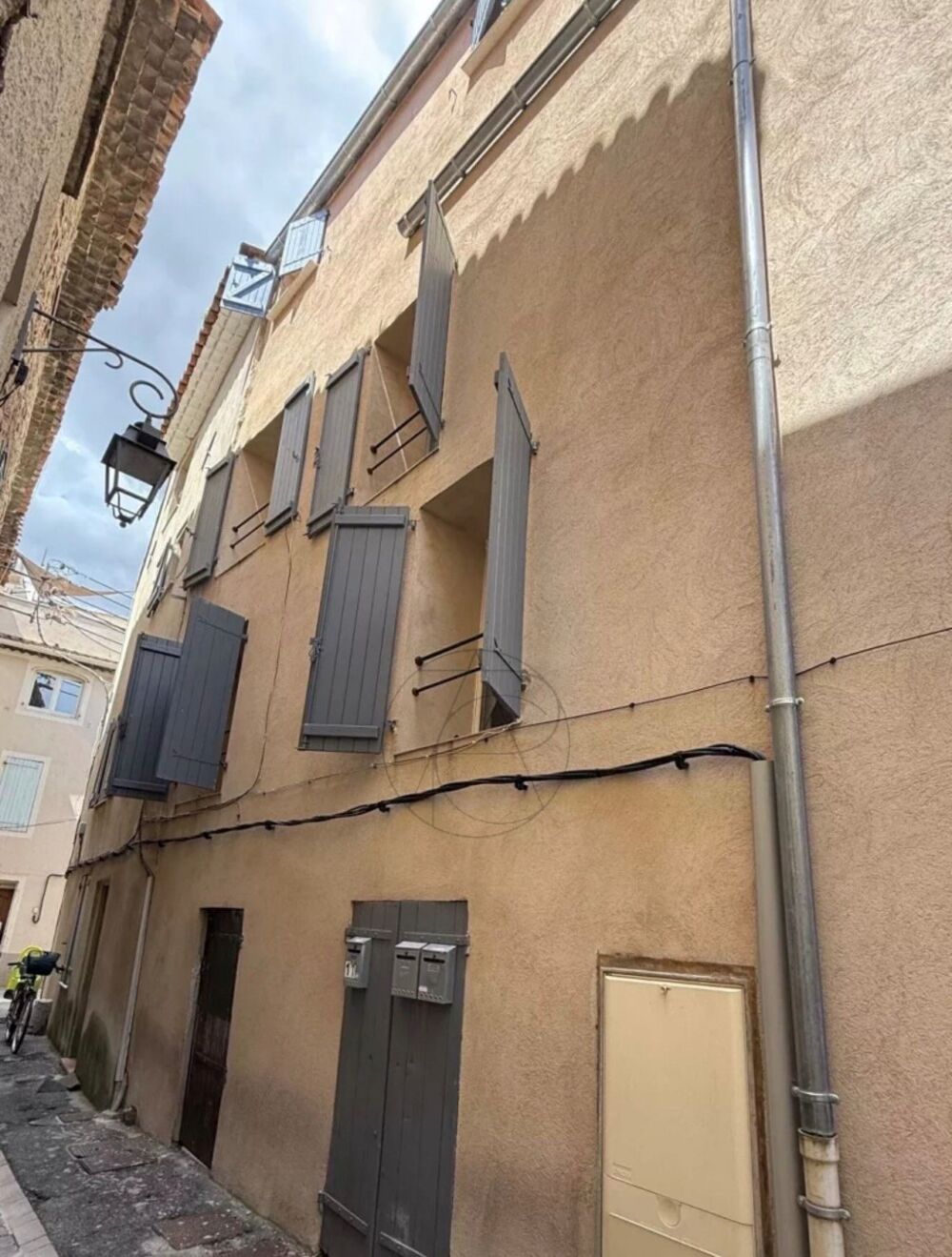 Vente Maison IMMEUBLE DE RAPPORT CENTRE VILLE DE TRETS RENTABILITE 8% Trets