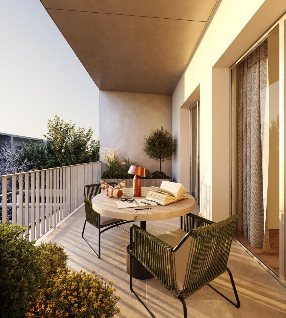.IDEALEMENT SITUE A CAGNES-SUR-MER - SUPERBE T2 TRAVERSANT EN ETAGE ELEVE + TERRASSE