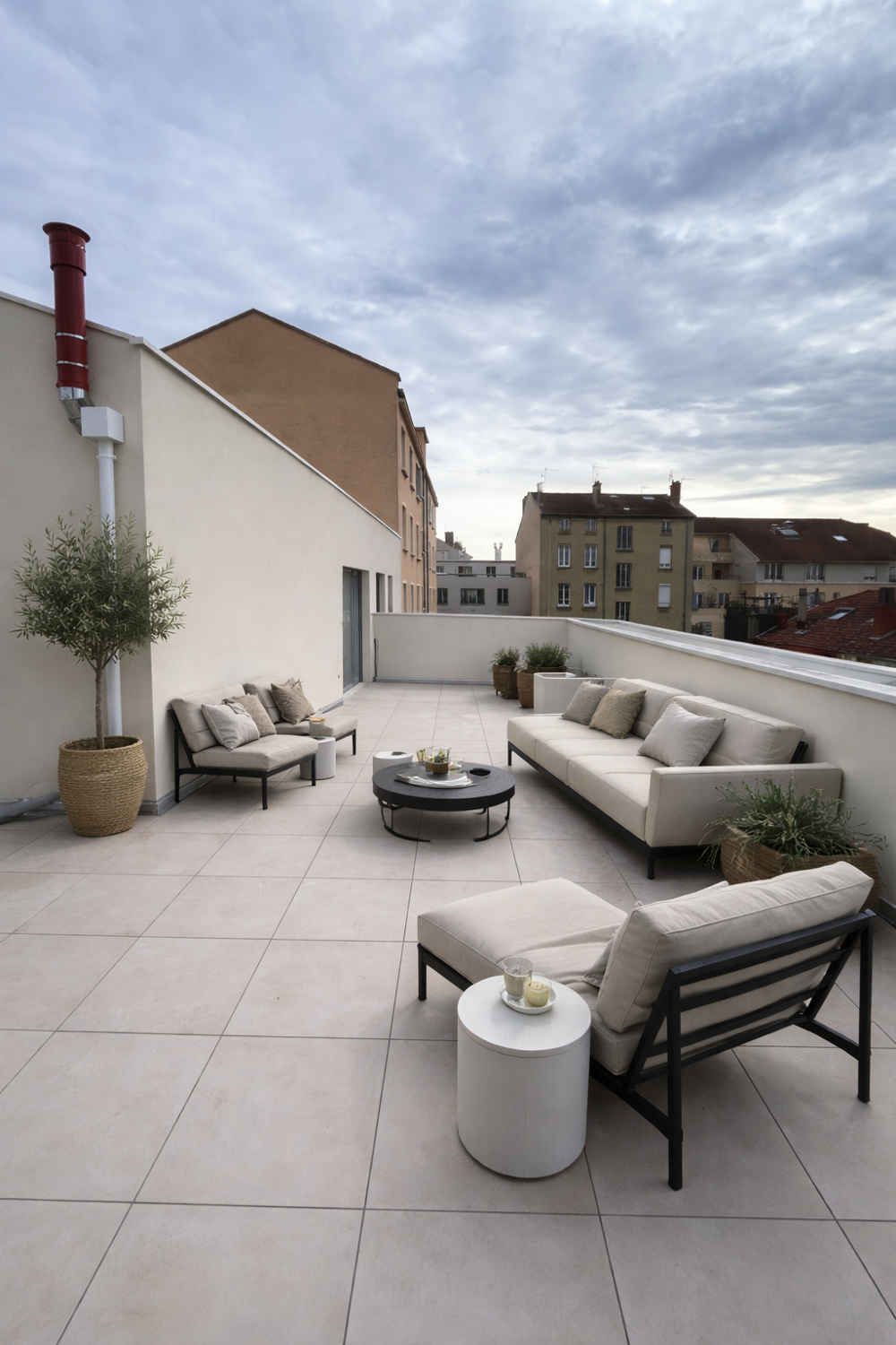 EXCEPTIONNEL Type 5 NEUF et LIVRÉ ! Dernier Étage avec 90 m2 de TERRASSE !
