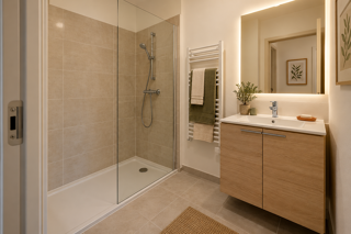 Vente Appartement GRAND T4 TRAVERSANT AVEC DEUX LOGGIAS AU CŒUR D'UN CADRE VERDOYANT Narbonne