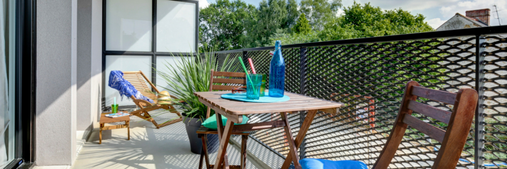 VILLENEUVE LA GARENNE - APPARTEMENT T1 AVEC BALCON - OPPORTUNITE EXCEPTIONNELLE !!