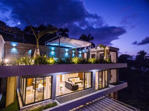   RETOUR � la VENTE NEUF et LIVR� ! Duplex Dernier �tage ! 100 m�tres du TRAMWAY ! Appartement - 5 pi�ce(s) - 120 m�