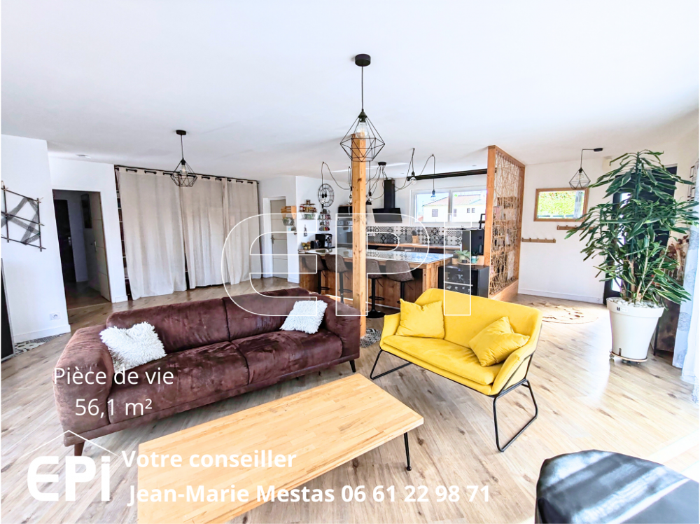 Vente Maison Magnifique maison ossature bois difie de plain pied en 2017 sur terrain de 980 m comprenant:<br>Vaste pice de vie avec cuisi Nueil-les-aubiers