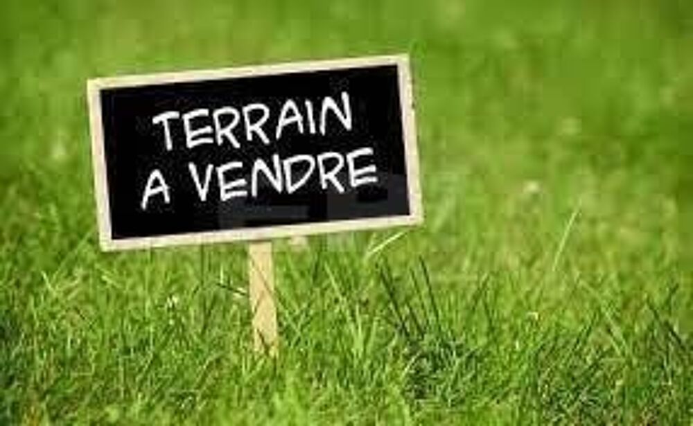 Vente Terrain LOUDUN CENTRE- terrain  viabiliser zone constructible sur environ 4400 m2..DPE non RECQUIS. Honoraires charge vendeur.Enguerran Loudun