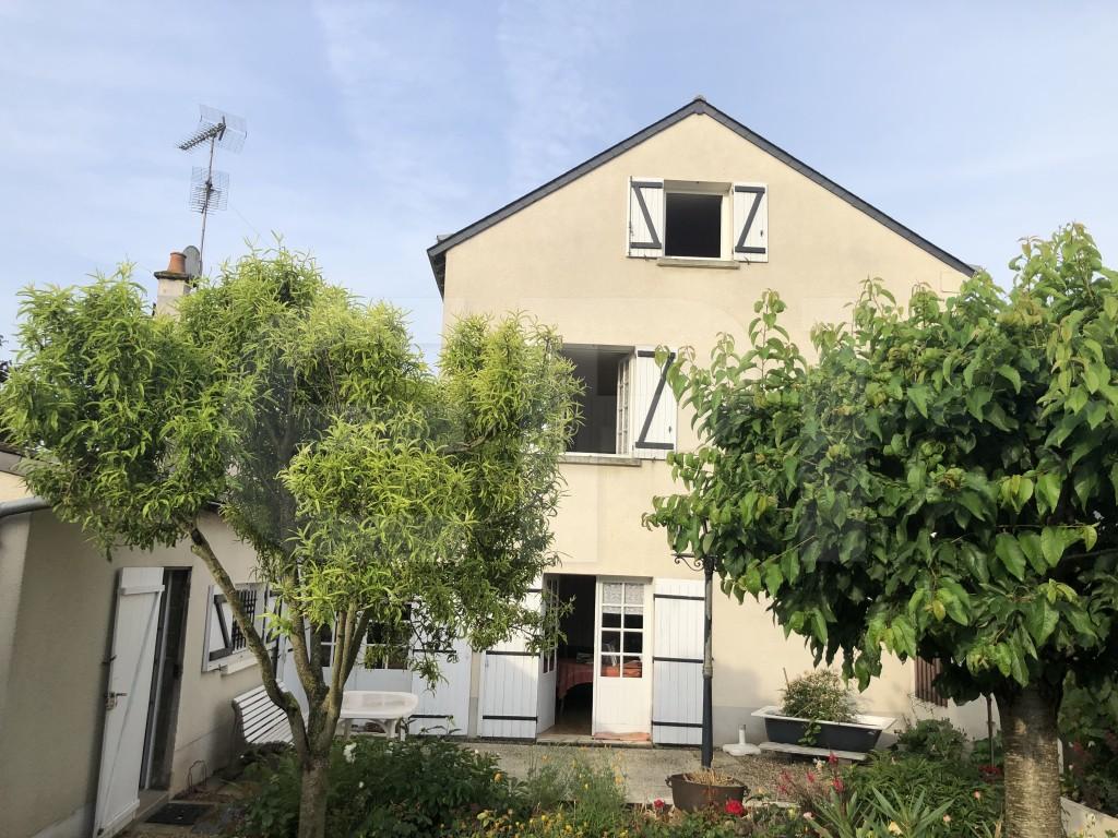 Vente Maison Bourgueil (37140) : Annonces Maisons à Vendre - ParuVendu.fr