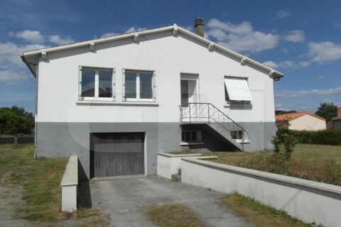 Maison sur sous-sol comprenant:<br>Entrée, salon salle à manger cuisine, 3 chambres, wc, salle d'eau, sous-sol, garage, chauffer 148000 Saint-Varent (79330)