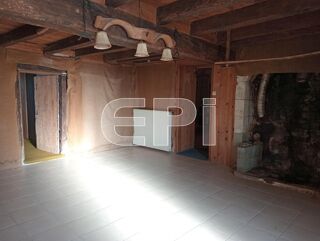  Maison  vendre 10 pices 270 m