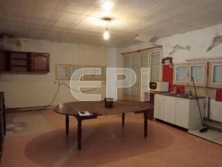  Maison  vendre 10 pices 270 m