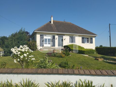 En campagne à 15 minutes de Vihiers Maison de 104 m² comprenant hall, salon séjour, cuisine aménagée et équipée, 3 chambres, sal 168000 Vihiers (49310)