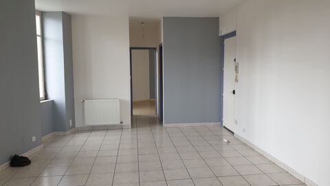 A SAINT LEONARD DE NOBLAT, appartement T2 450 Saint-Lonard-de-Noblat (87400)