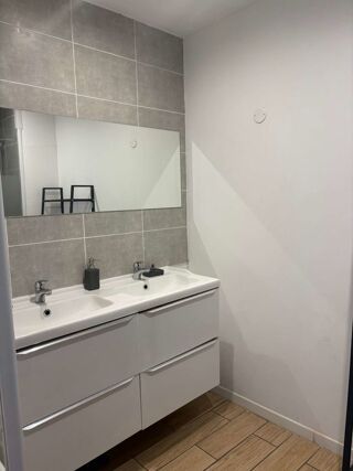  Appartement  vendre 8 pices 160 m