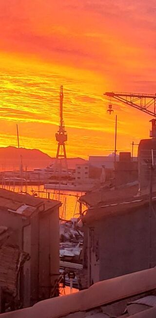  Immeuble � vendre 8 pi�ces 330 m�