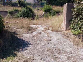  Terrain  vendre 650 m