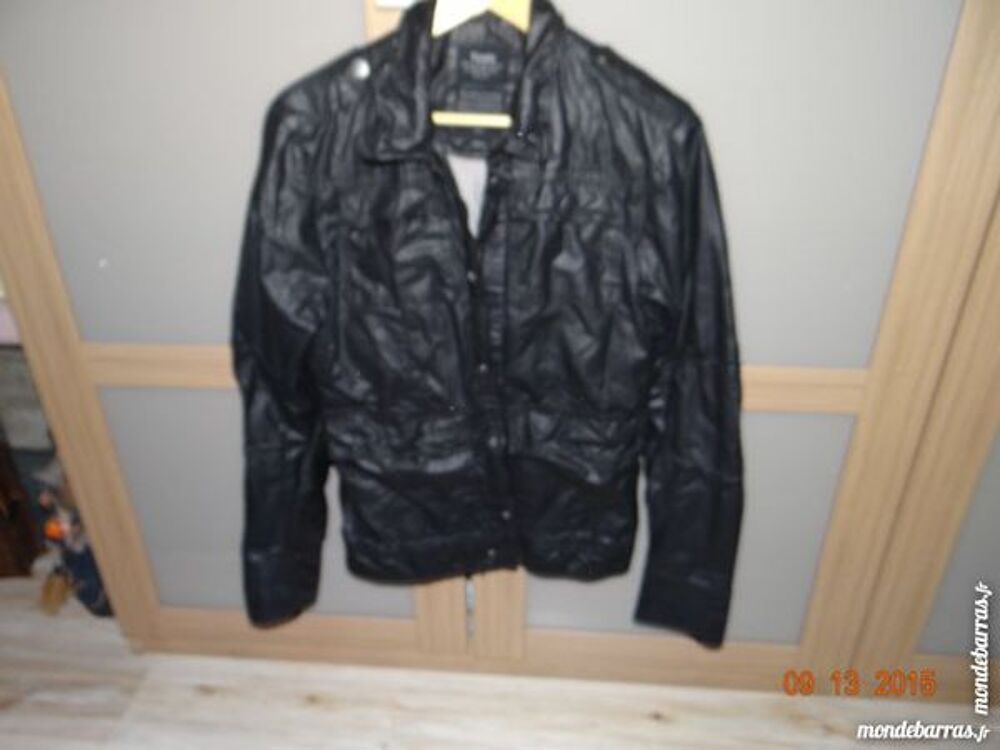 Blouson noir marque JULES Vêtements