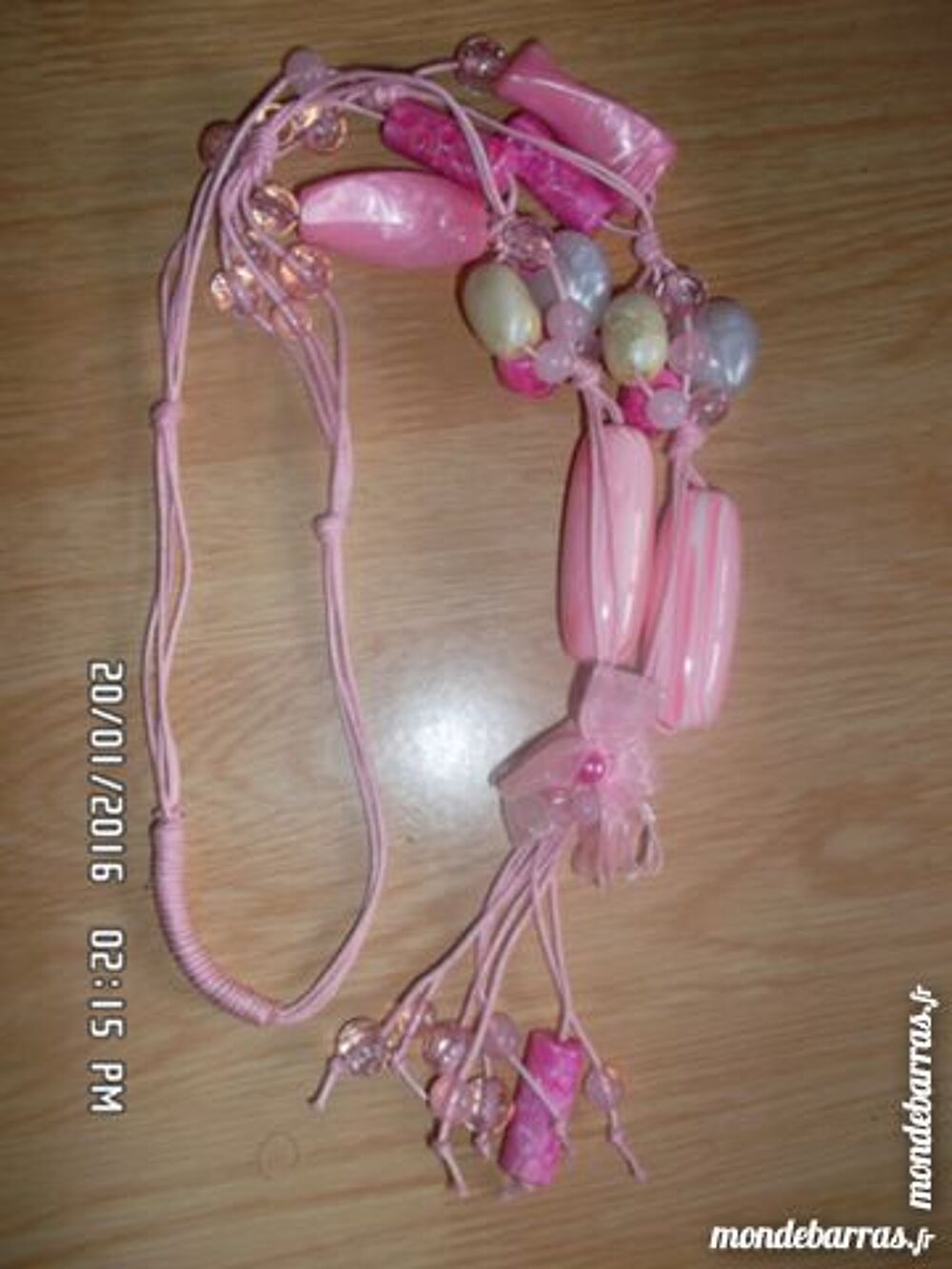 collier pierres roses*juste 3e*kiki60230 Bijoux et montres