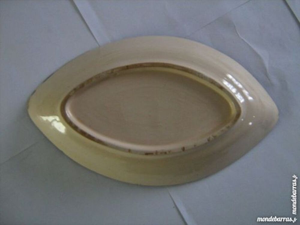 JOLI RAVIER ANCIEN Cuisine