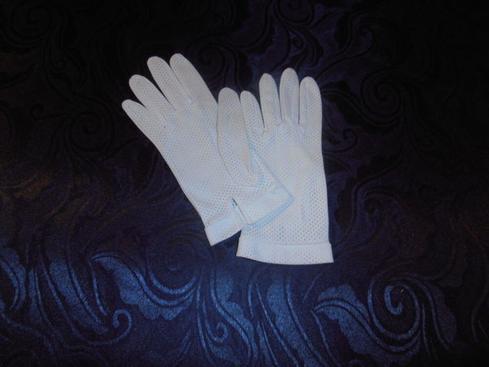 Gants anciens 1 (77) Vêtements