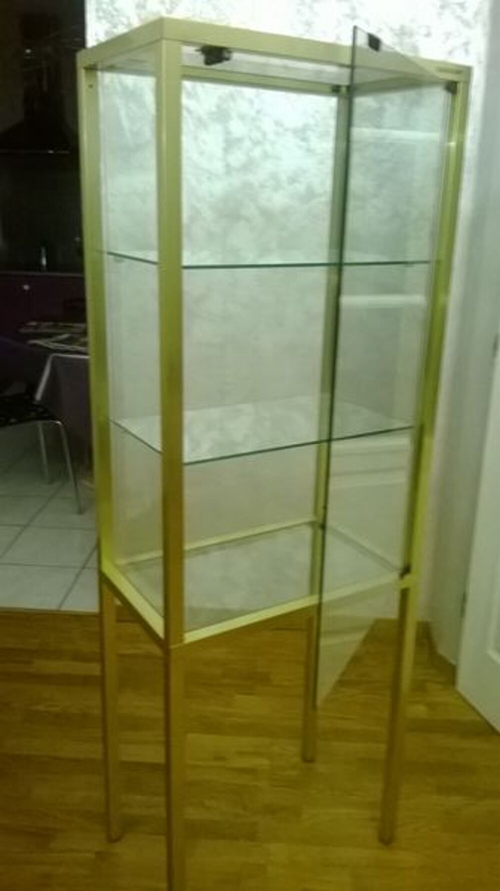 Vend vitrine laiton et verre Meubles