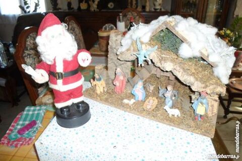lot dune creche de noel + pêre noël automate 50 Amélie-les-Bains-Palalda (66)