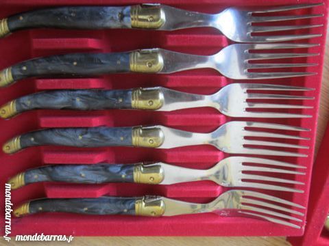 6 v�ritables fourchettes Laguiole 30 Le Creusot (71)