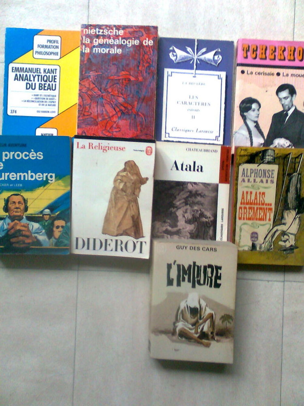 Platon,Voltaire,Kant,Nietzsche,Diderot.... zoe Livres et BD