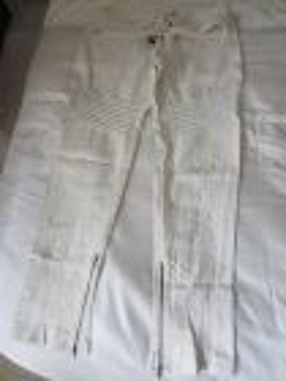 PANTALON BLANC SOYEUX MARQUE PINKO Vêtements