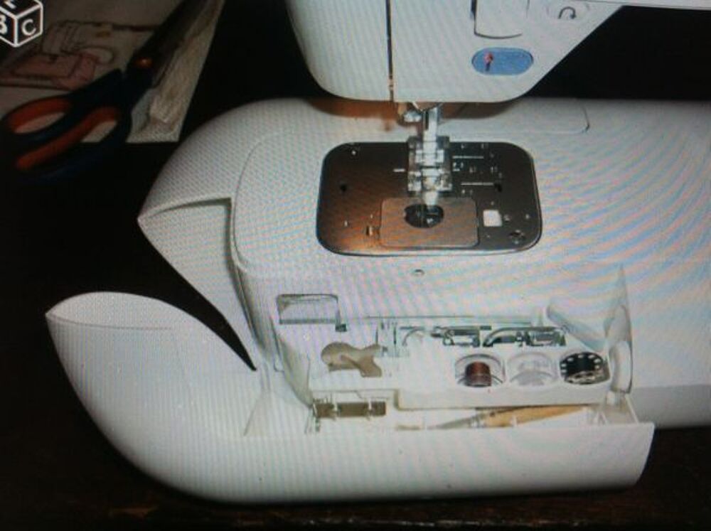 Singer Futura Professional XL 100 Electroménager