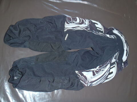 Pantalon BMX noir 6 ans 25 Saulon-la-Rue (21)