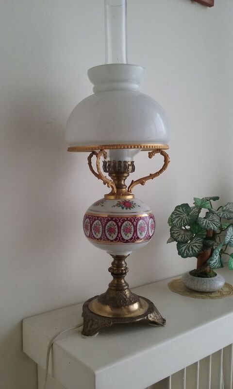 Lampe stylisée 45 Lésigny (77)