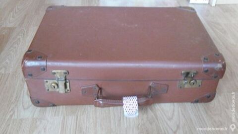 valise vintage 30 Mareuil-ls-Meaux (77)