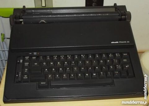 Machine  crire lectrique + cartouches 70 Bitry (60)