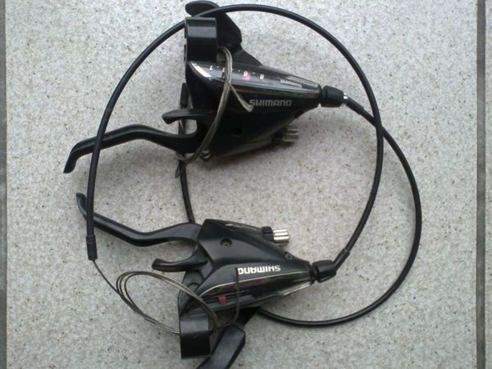 Poign&eacute;es frein/vitesses Shimano Vélos