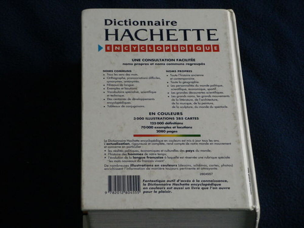 DICTIONNAIRE HACHETTE Livres et BD