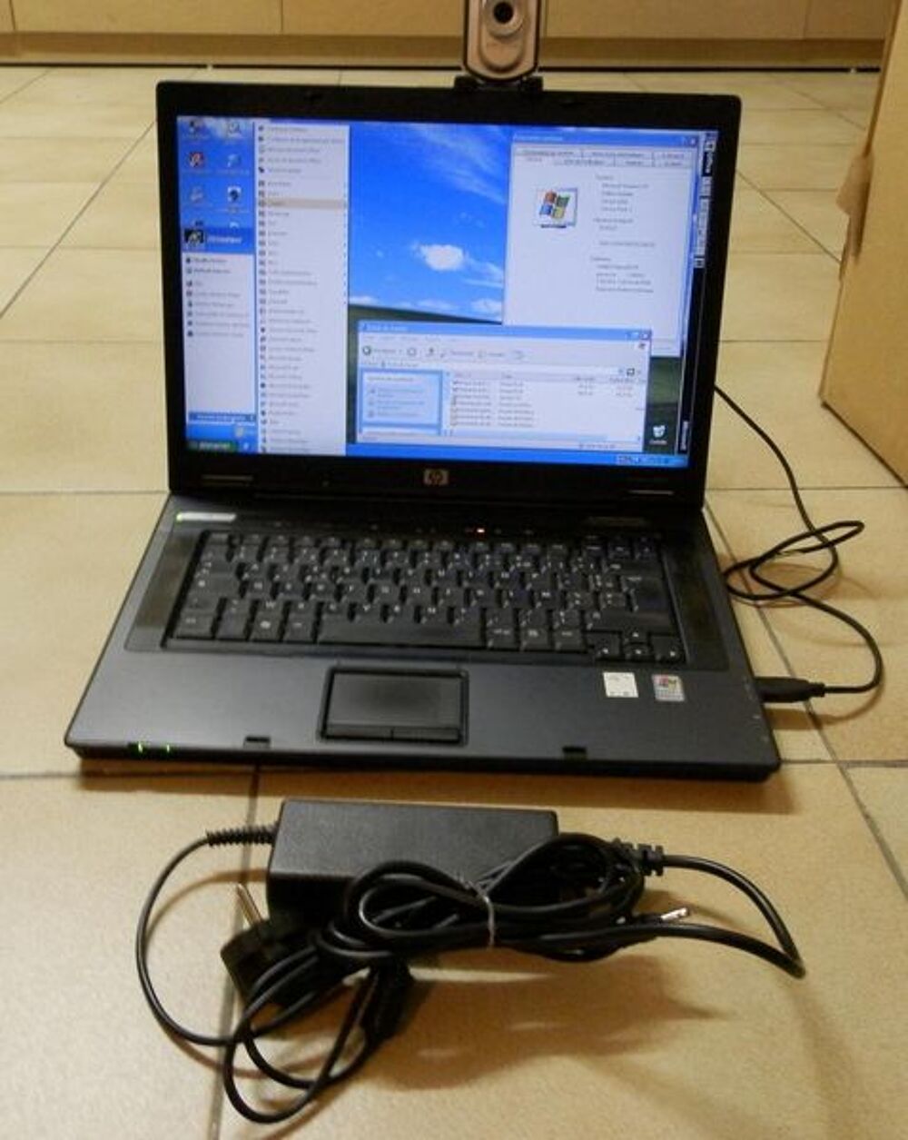 PC Portable Wifi graveur DVD webcam Matériel informatique