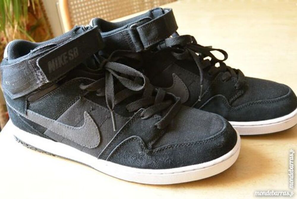 NIKE SB ZOOM AIR Taille 44 neuves Sports