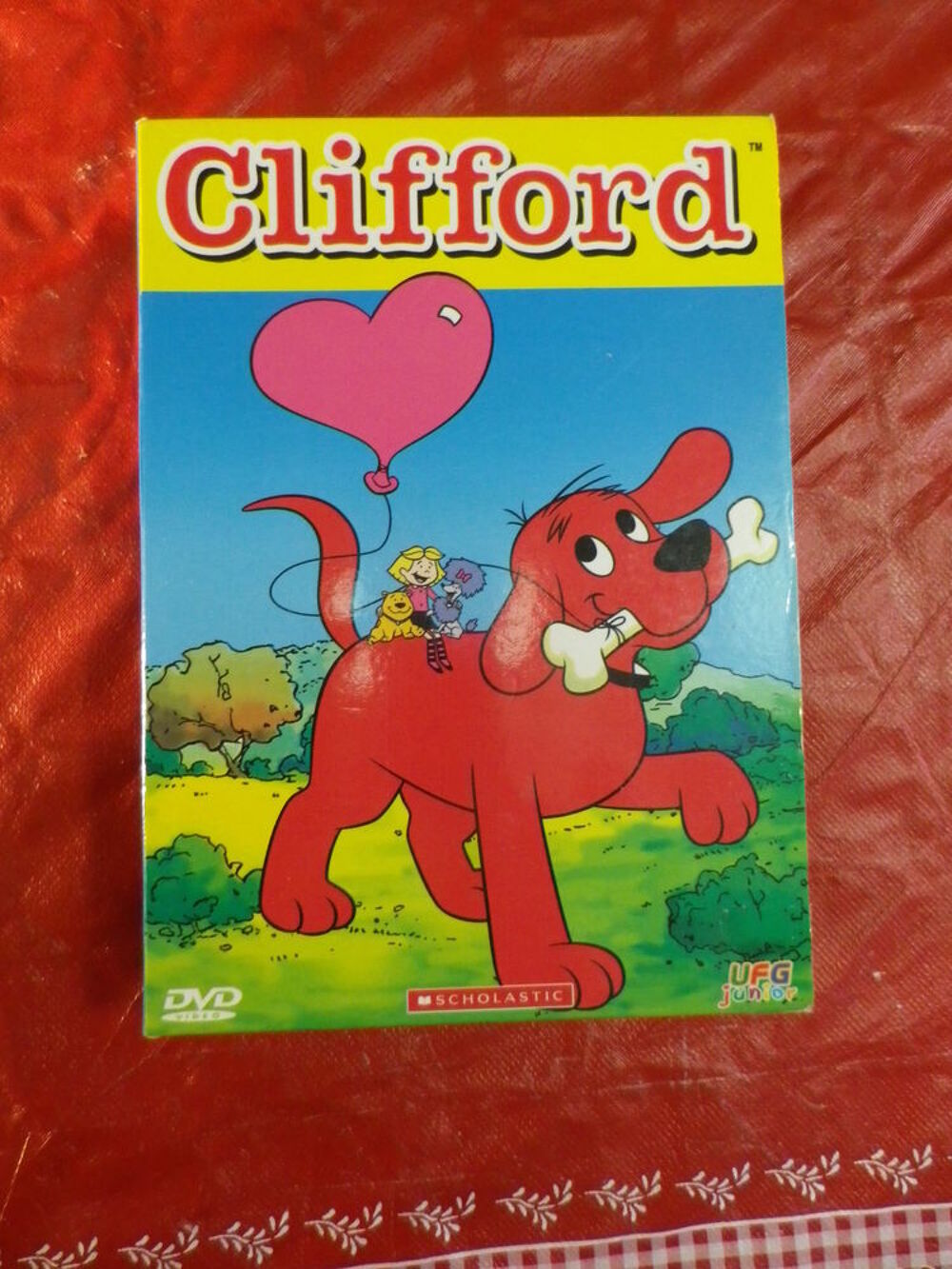COFFRET 3 DVD CLIFFORD LE GRAND CHIEN ROUGE DVD et blu-ray