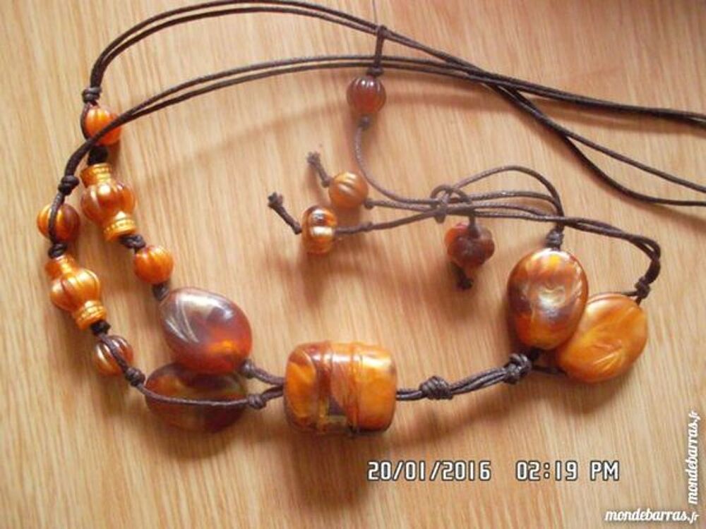 collier pierres marrons*juste 2e*kiki60230 Bijoux et montres