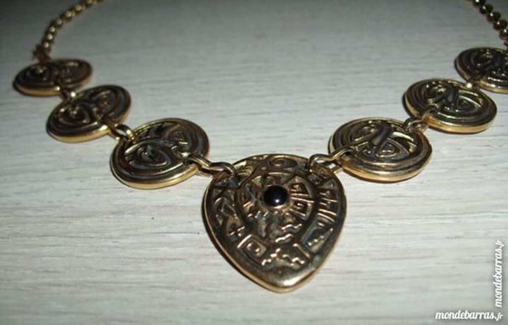 Joli collier vintage ann&eacute;e 70 Bijoux et montres