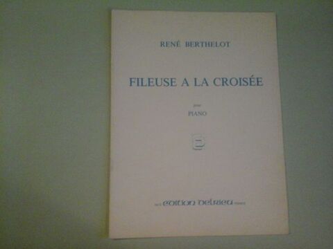 FILEUSE A LA CROISEE DE RENE BERTHELOT 8 Albi (81)