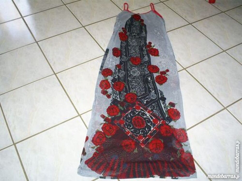 Robe longue SAVE THE QUEEN Taille 38/40 Vêtements