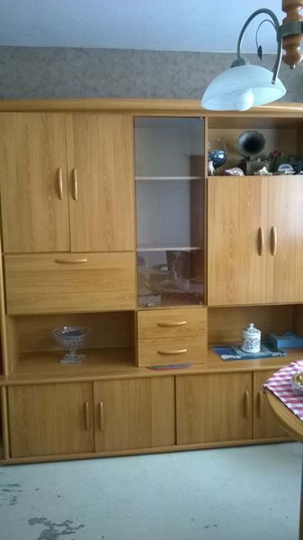 buffet + bahut 350 € + donne table Meubles