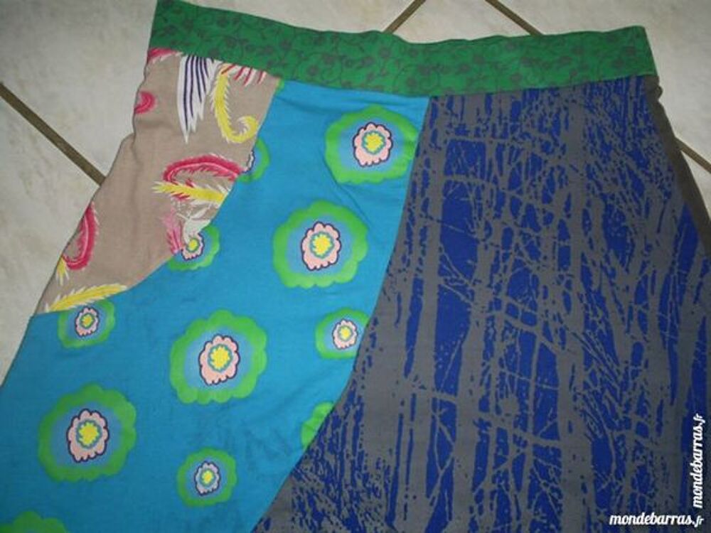 Jupe LULU.H Taille M Vêtements