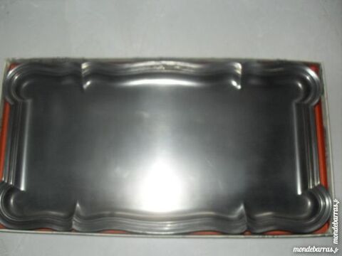 plat en étain d'art 20 Saint-Germain-au-Mont-d'Or (69)