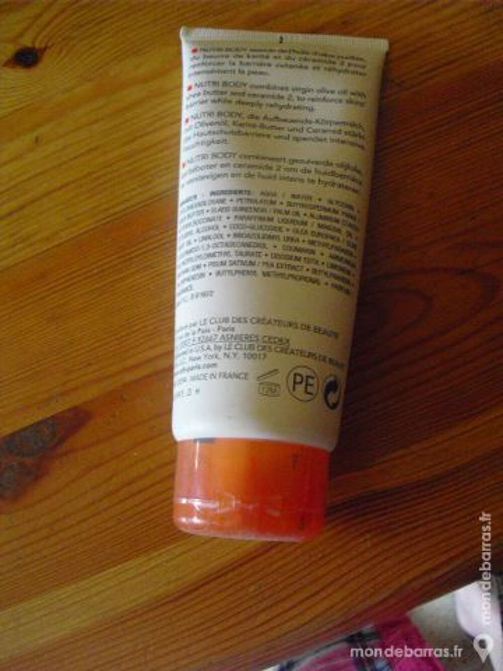 lait creme corporel NEUF COSMENCE peaux tr&egrave;s s&egrave;che Vêtements