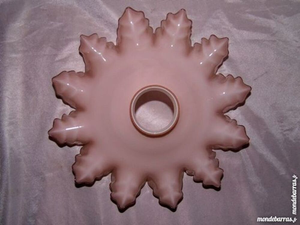 Ancien abat-jour dentelle opaline rose vintage Décoration