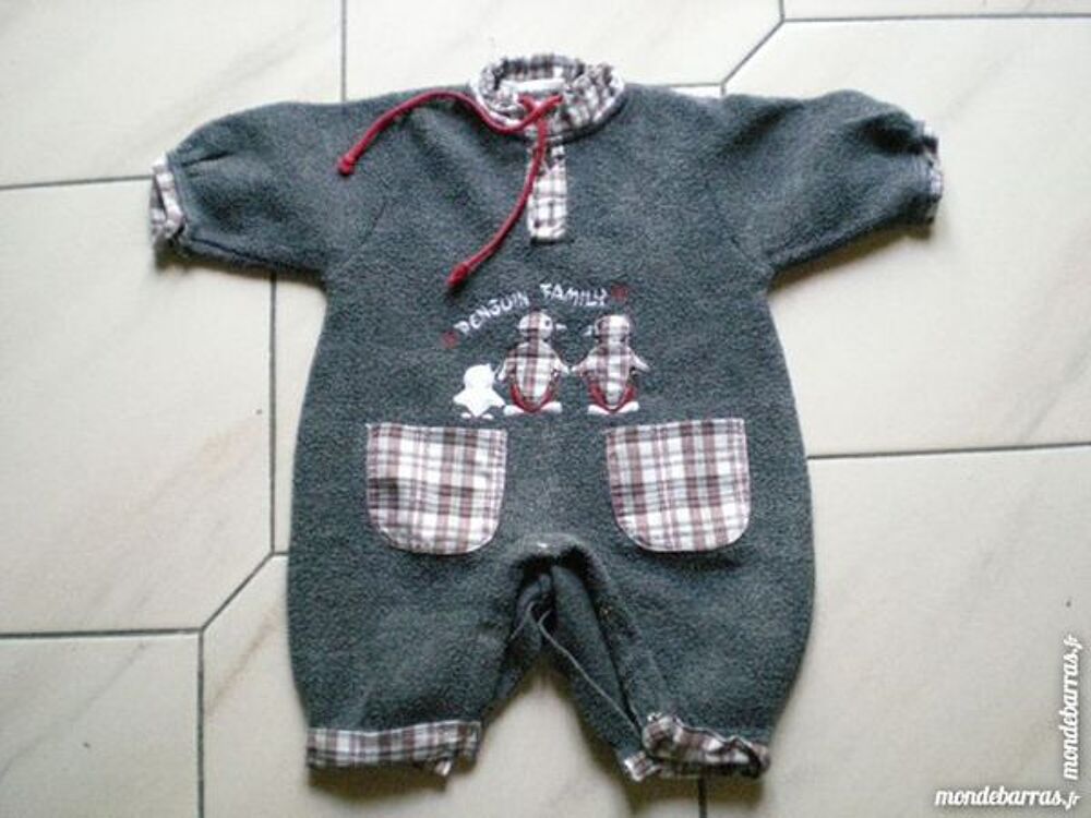 Pyjama b&eacute;b&eacute; gris Vêtements enfants