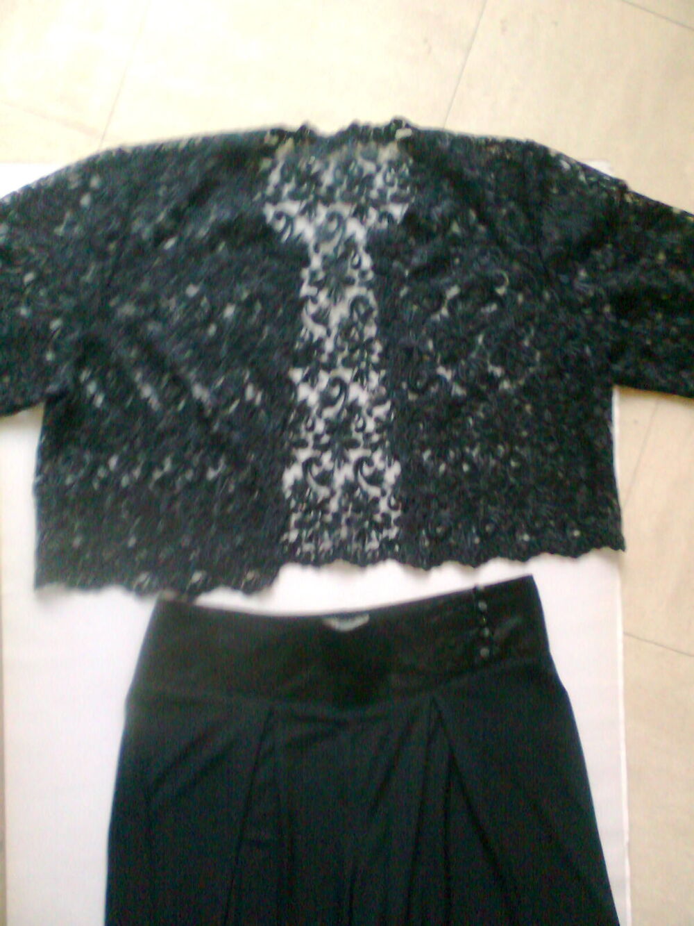 lot de v&ecirc;tements noirs taille 1 &agrave; 44 - zoe Vêtements