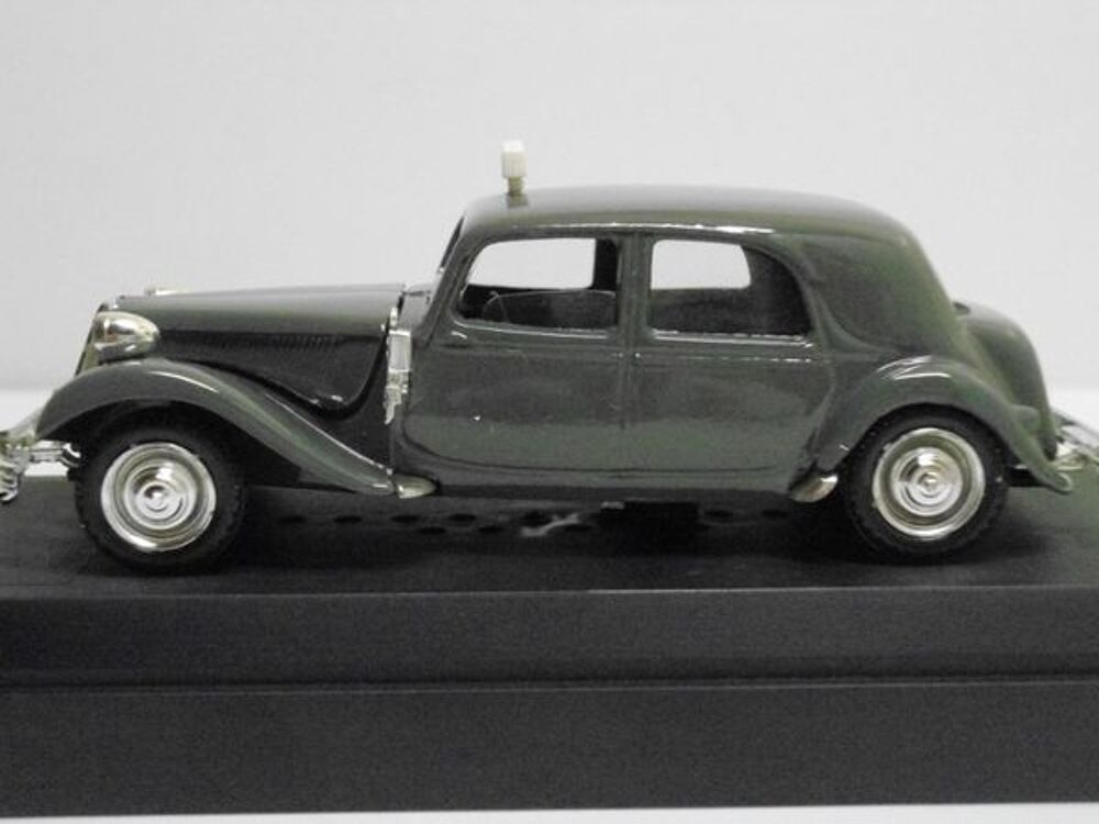 Citro&euml;n 15 CV taxi 1952 