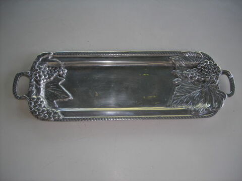 PLATEAU DE SERVICE AVEC ANSES ET MOTIFS RAISINS ET FEUILLES 170 Bourrouillan (32)